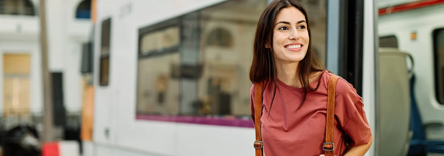 banner-how-to-travel-cheap-best-ways-to-travel-on-a-budget-1